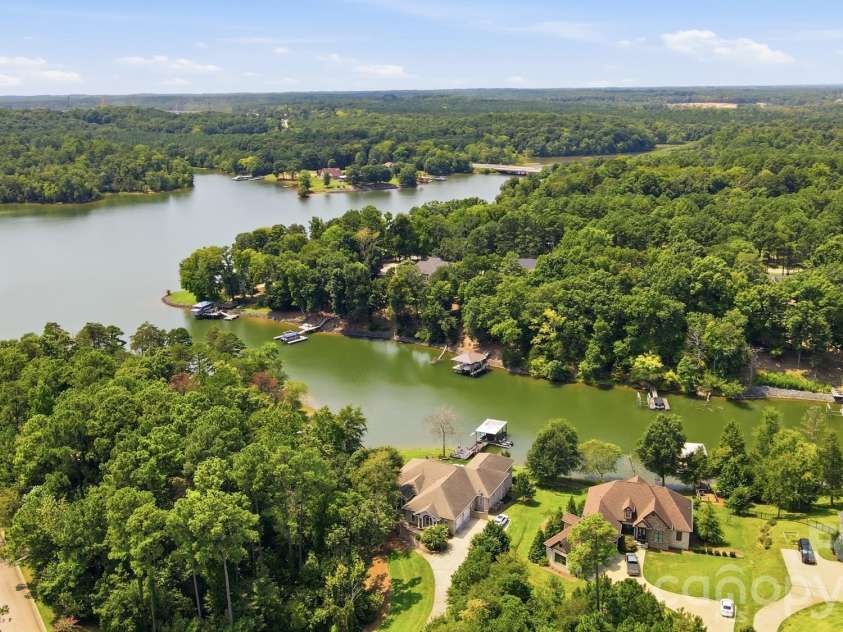 2725 Windswept Cove, York, SC 29745.  MLS# CAR4417565, YatesRealty ID 46823. 