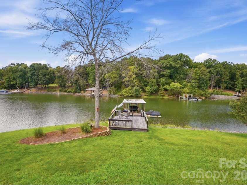 2725 Windswept Cove, York, SC 29745.  MLS# CAR4417565, YatesRealty ID 46823. 