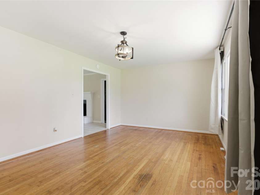 2819 Randolph Road, Statesville, NC 28625.  MLS# CAR4418046, YatesRealty ID 46824. 