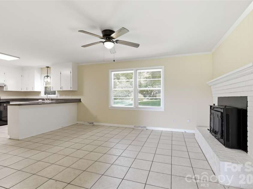 2819 Randolph Road, Statesville, NC 28625.  MLS# CAR4418046, YatesRealty ID 46824. 