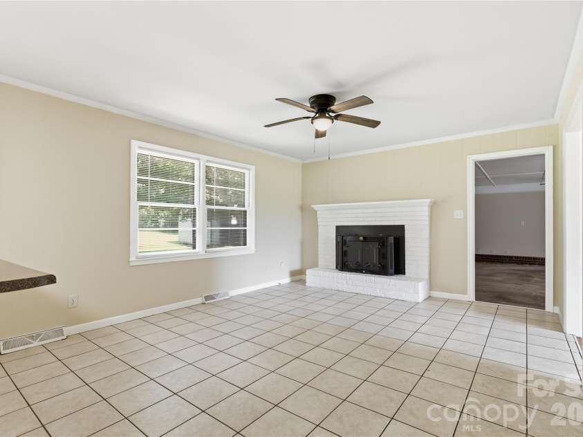 2819 Randolph Road, Statesville, NC 28625.  MLS# CAR4418046, YatesRealty ID 46824. 