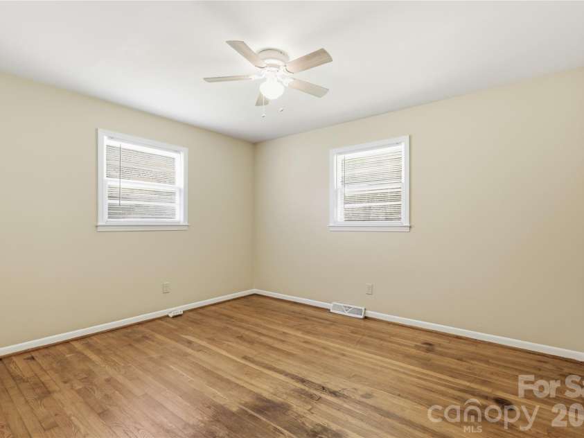 2819 Randolph Road, Statesville, NC 28625.  MLS# CAR4418046, YatesRealty ID 46824. 