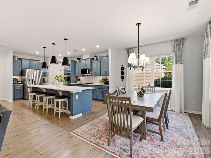 5060 Big Bend Drive, Lancaster, SC 29720.  MLS# CAR4414688, YatesRealty ID 46826. Kitchen open to Breakfast Room