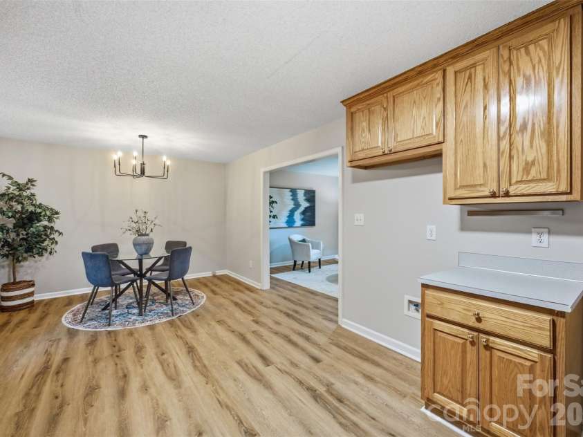 600 Blossom Hill Road, Lincolnton, NC 28092.  MLS# CAR4415747, YatesRealty ID 46828. 