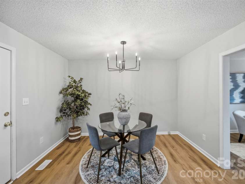 600 Blossom Hill Road, Lincolnton, NC 28092.  MLS# CAR4415747, YatesRealty ID 46828. 