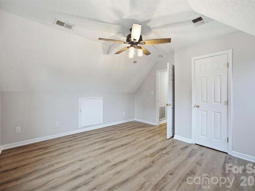 600 Blossom Hill Road, Lincolnton, NC 28092.  MLS# CAR4415747, YatesRealty ID 46828. 
