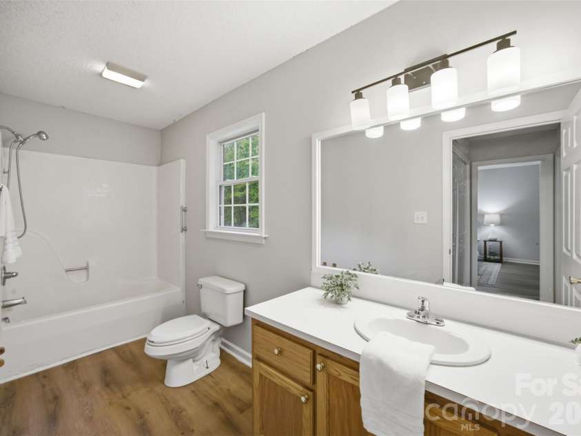 600 Blossom Hill Road, Lincolnton, NC 28092.  MLS# CAR4415747, YatesRealty ID 46828. 