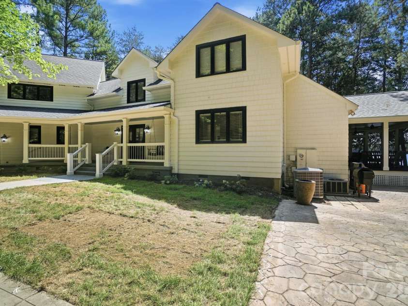 9265 Belle Pines Court, Sherrills Ford, NC 28673.  MLS# CAR4413675, YatesRealty ID 46829. 