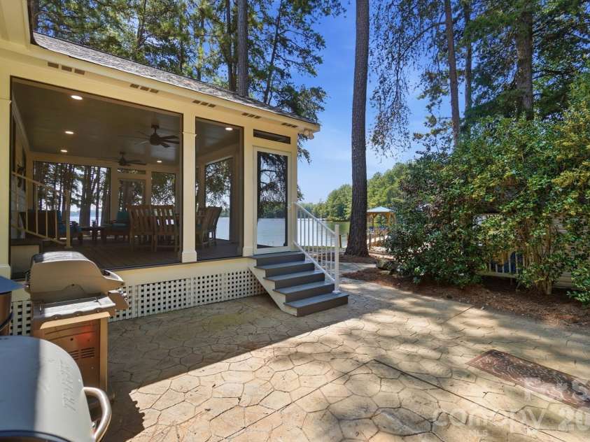 9265 Belle Pines Court, Sherrills Ford, NC 28673.  MLS# CAR4413675, YatesRealty ID 46829. 