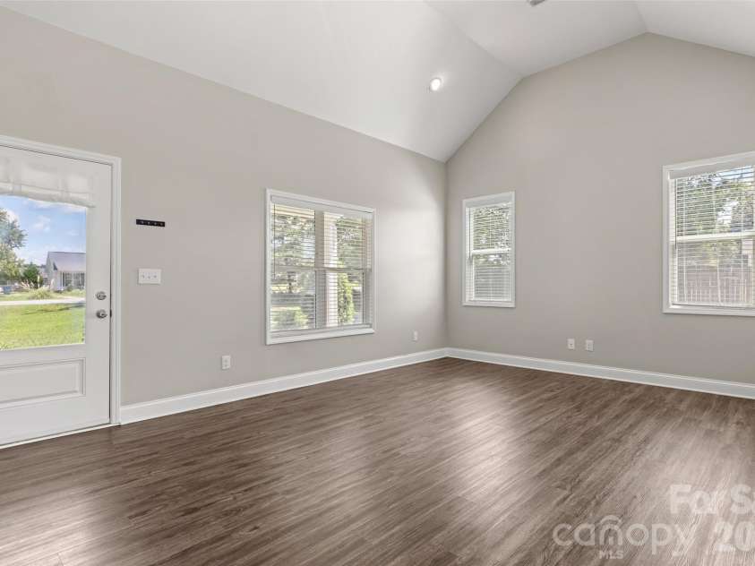 5013 Willow Run Drive, Monroe, NC 28110.  MLS# CAR4415730, YatesRealty ID 46832. 