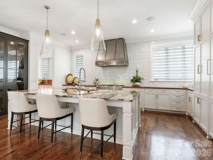 1202 Townes Road, Charlotte, NC 28209.  MLS# CAR4416588, YatesRealty ID 46834. Kitchen