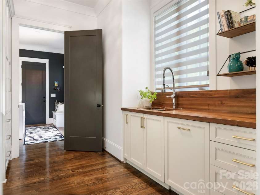 1202 Townes Road, Charlotte, NC 28209.  MLS# CAR4416588, YatesRealty ID 46834. Scullery with Second Sink and Dishwasher