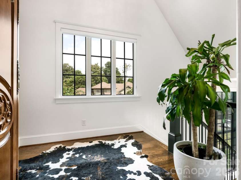 1202 Townes Road, Charlotte, NC 28209.  MLS# CAR4416588, YatesRealty ID 46834. Upper Landing