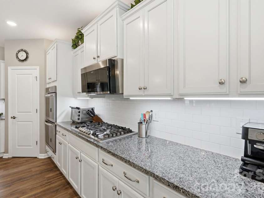 1017 Dali Boulevard, Mount Holly, NC 28120.  MLS# CAR4411413, YatesRealty ID 46836. 