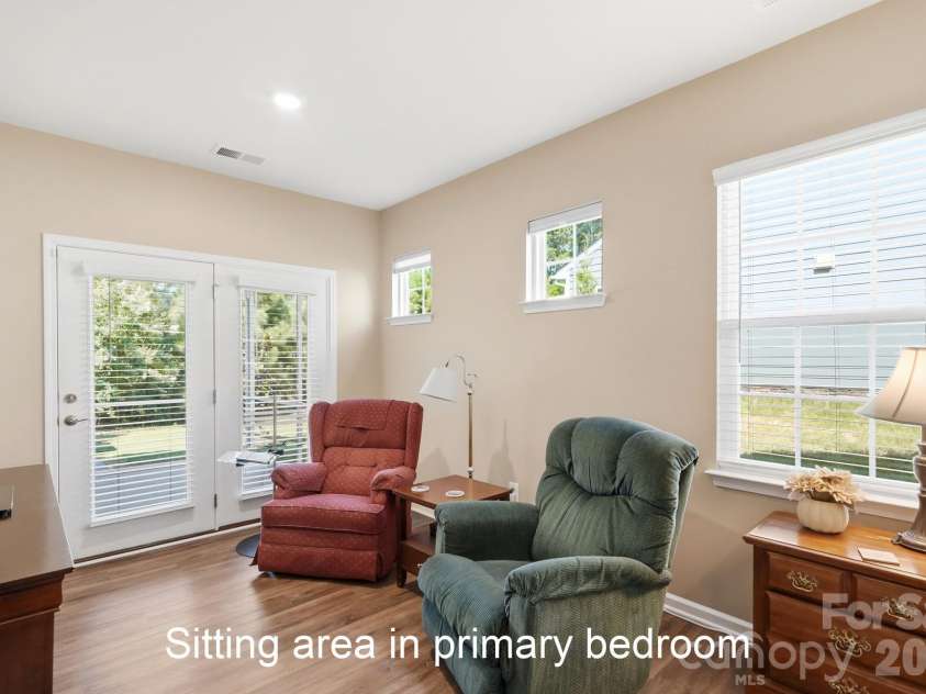 1017 Dali Boulevard, Mount Holly, NC 28120.  MLS# CAR4411413, YatesRealty ID 46836. 