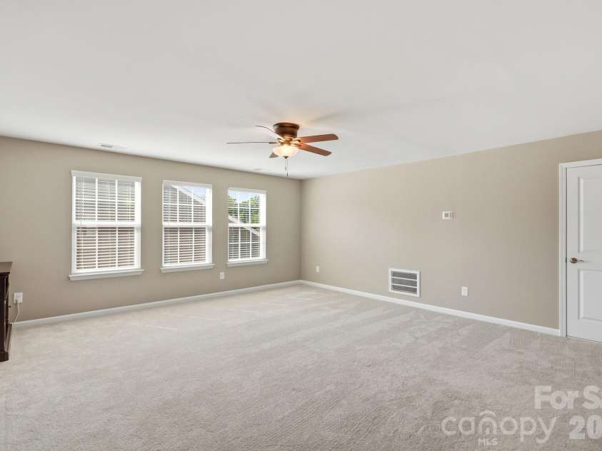 1017 Dali Boulevard, Mount Holly, NC 28120.  MLS# CAR4411413, YatesRealty ID 46836. 