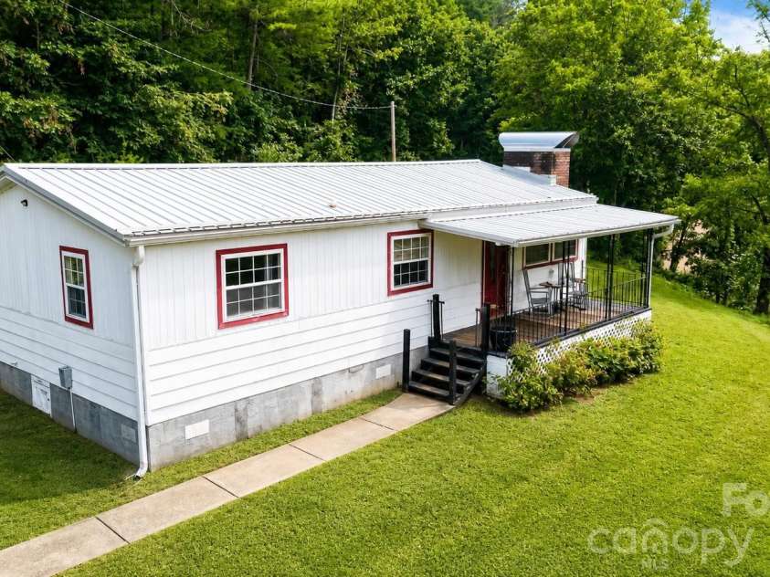 27 Lela Lane, Alexander, NC 28701.  MLS# CAR4411994, YatesRealty ID 46837. 