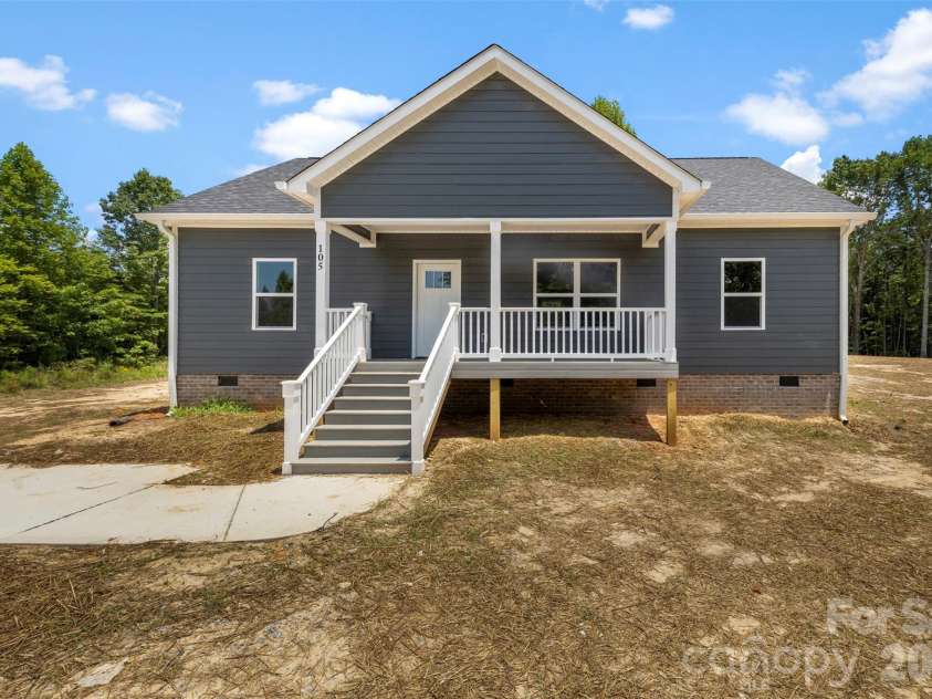 105 Darvee Road, Blacksburg, SC 29702.  MLS# CAR4412595, YatesRealty ID 46839. 