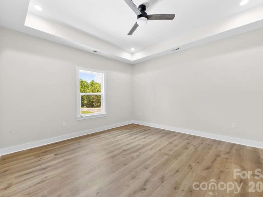 105 Darvee Road, Blacksburg, SC 29702.  MLS# CAR4412595, YatesRealty ID 46839. 