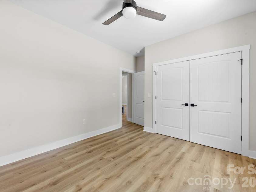 105 Darvee Road, Blacksburg, SC 29702.  MLS# CAR4412595, YatesRealty ID 46839. 
