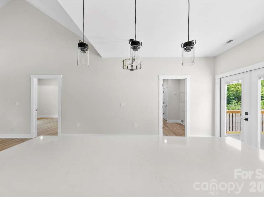 105 Darvee Road, Blacksburg, SC 29702.  MLS# CAR4412595, YatesRealty ID 46839. 