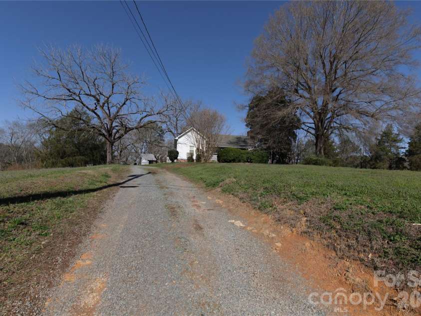 32547 Valley Drive, Albemarle, NC 28001.  MLS# CAR4358181, YatesRealty ID 4684. 
