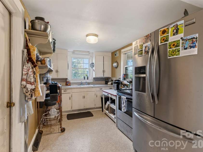32547 Valley Drive, Albemarle, NC 28001.  MLS# CAR4358181, YatesRealty ID 4684. 