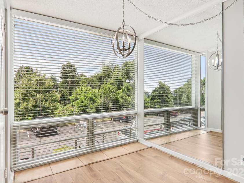 647 Town Mountain Road, Asheville, NC 28804.  MLS# CAR4283358, YatesRealty ID 4684. Ceiling-to-floor window