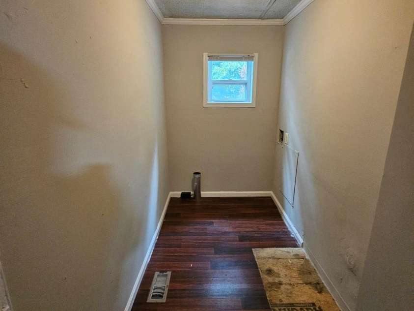 152 Winecoff Avenue, Concord, NC 28025.  MLS# CAR4416785, YatesRealty ID 46841. 