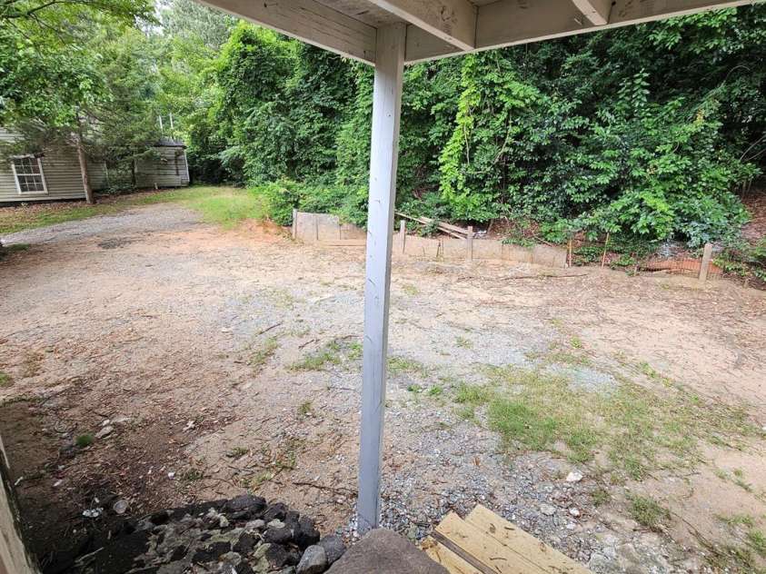 152 Winecoff Avenue, Concord, NC 28025.  MLS# CAR4416785, YatesRealty ID 46841. 