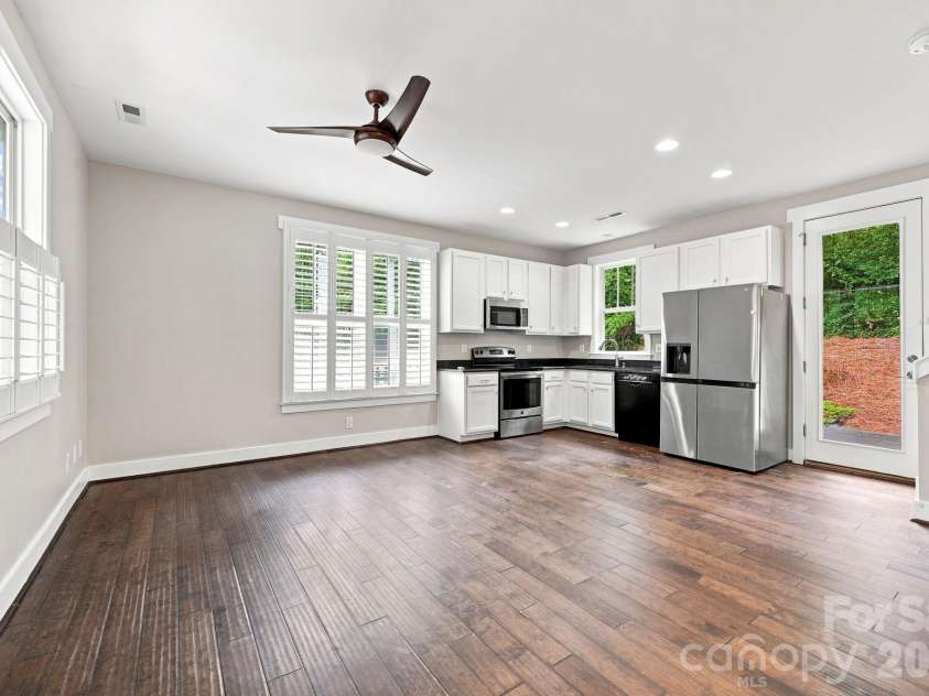 146 Mock Road, Davidson, NC 28036.  MLS# CAR4416628, YatesRealty ID 46842. 