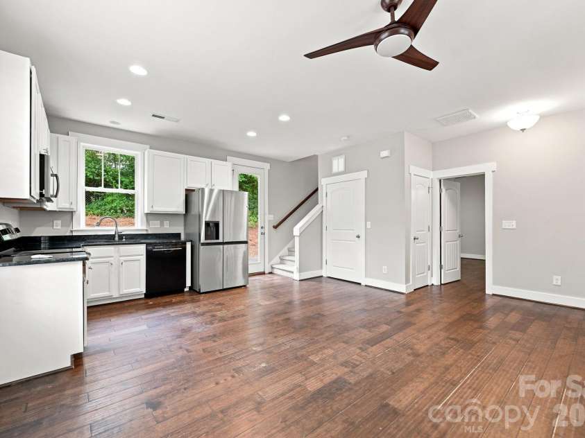 146 Mock Road, Davidson, NC 28036.  MLS# CAR4416628, YatesRealty ID 46842. 