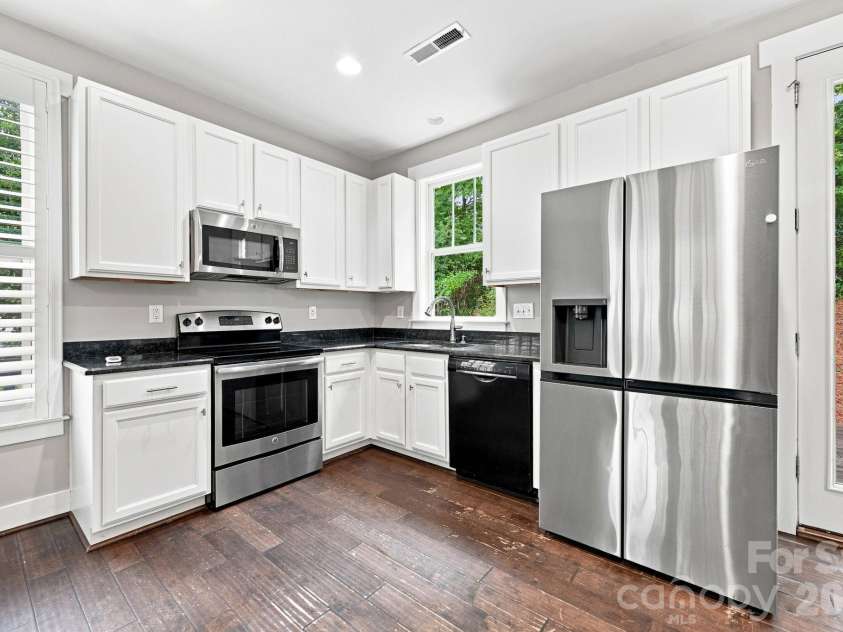 146 Mock Road, Davidson, NC 28036.  MLS# CAR4416628, YatesRealty ID 46842. 