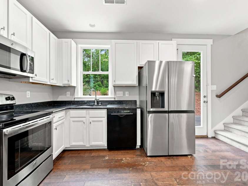 146 Mock Road, Davidson, NC 28036.  MLS# CAR4416628, YatesRealty ID 46842. 