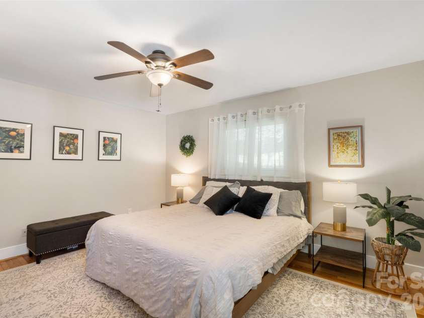 5322 Baker Drive, Charlotte, NC 28210.  MLS# CAR4368861, YatesRealty ID 46846. 