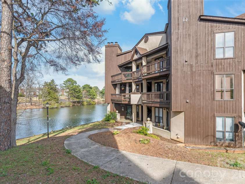 8155 Cedar Glen Drive, Charlotte, NC 28212.  MLS# CAR4418412, YatesRealty ID 46847. 