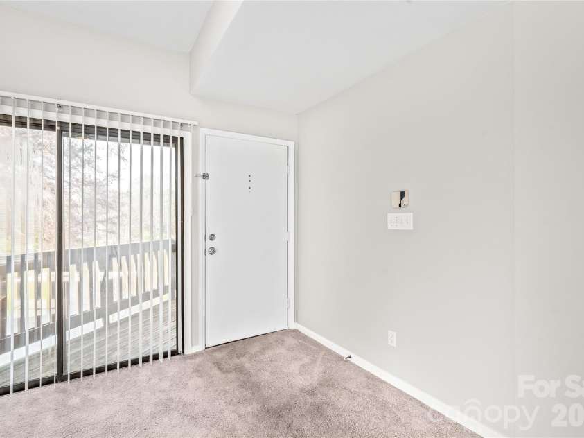 8155 Cedar Glen Drive, Charlotte, NC 28212.  MLS# CAR4418412, YatesRealty ID 46847. 