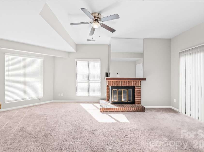 8155 Cedar Glen Drive, Charlotte, NC 28212.  MLS# CAR4418412, YatesRealty ID 46847. 