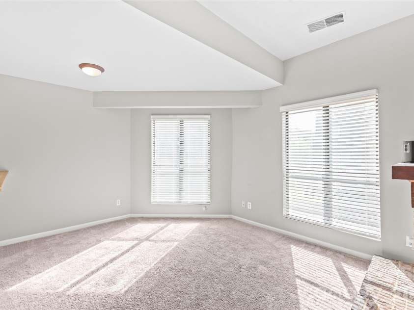 8155 Cedar Glen Drive, Charlotte, NC 28212.  MLS# CAR4418412, YatesRealty ID 46847. 
