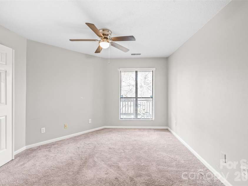 8155 Cedar Glen Drive, Charlotte, NC 28212.  MLS# CAR4418412, YatesRealty ID 46847. 