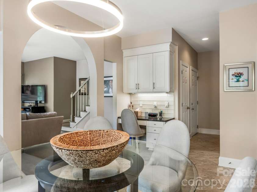 213 Summermore Drive, Charlotte, NC 28270.  MLS# CAR4418012, YatesRealty ID 46849. 
