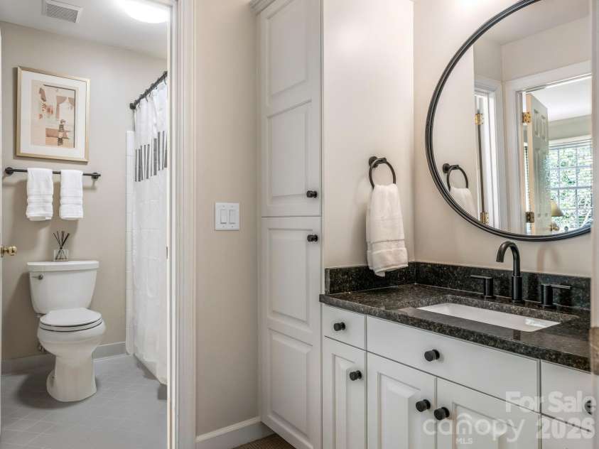 213 Summermore Drive, Charlotte, NC 28270.  MLS# CAR4418012, YatesRealty ID 46849. 