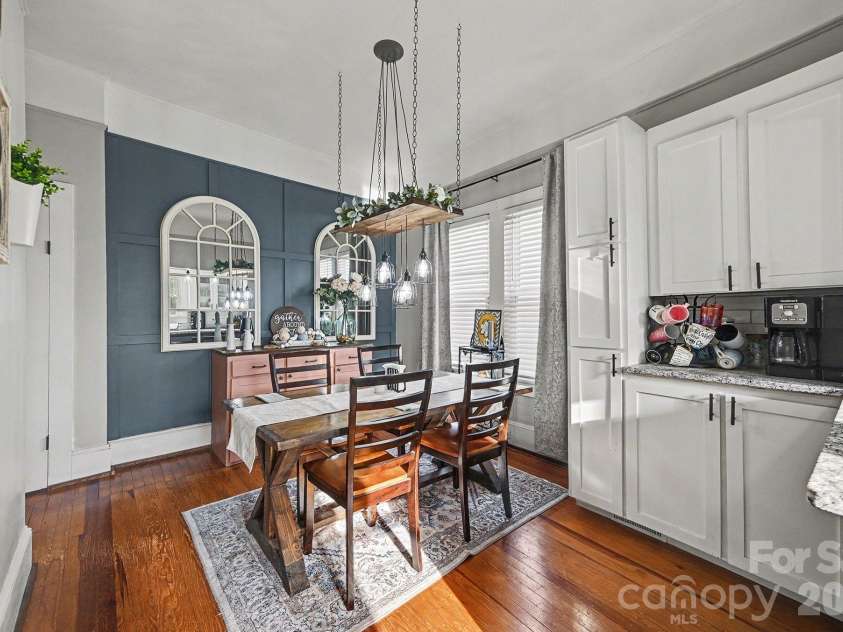 207 East Avenue, Kannapolis, NC 28083.  MLS# CAR4342348, YatesRealty ID 4685. 