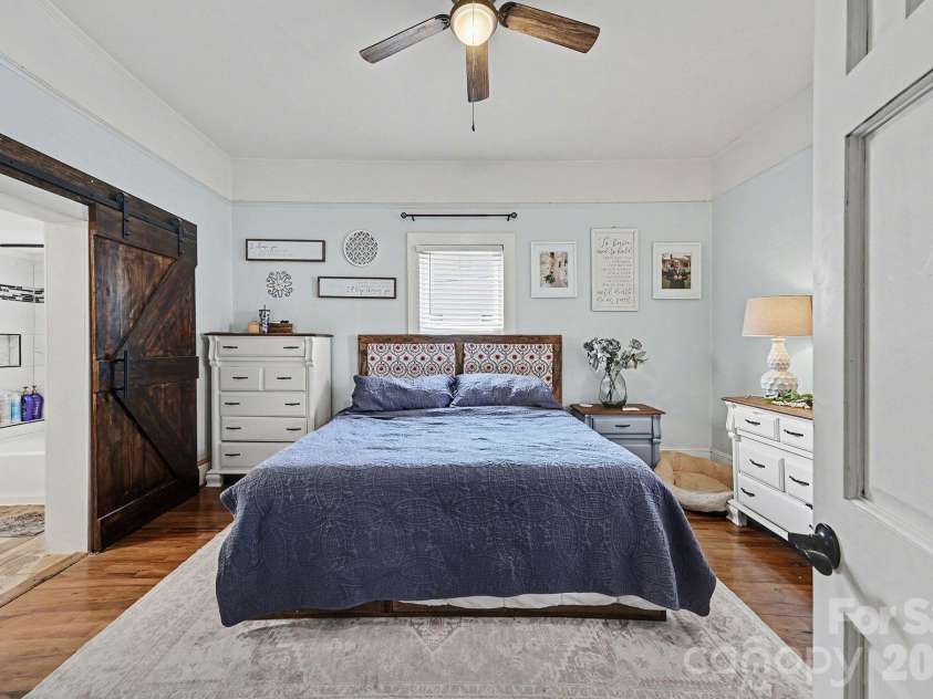 207 East Avenue, Kannapolis, NC 28083.  MLS# CAR4342348, YatesRealty ID 4685. Primary Bedroom