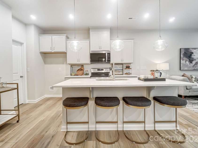 280 Laura Elizabeth Lane, Clover, SC 29710.  MLS# CAR4218983, YatesRealty ID 4685. 