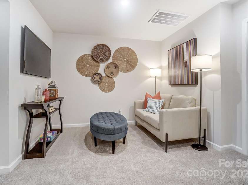 280 Laura Elizabeth Lane, Clover, SC 29710.  MLS# CAR4218983, YatesRealty ID 4685. 