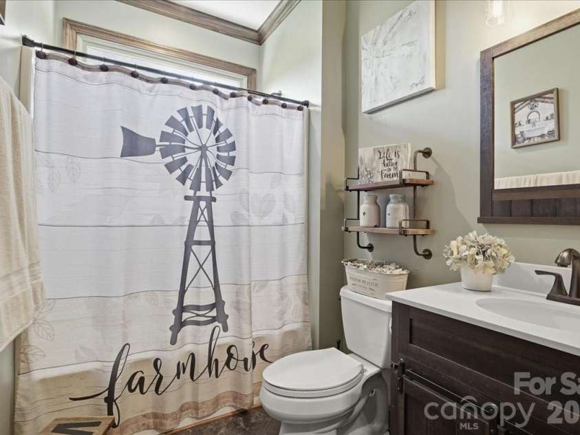 683 Mason Dickson Road, York, SC 29745.  MLS# CAR4417368, YatesRealty ID 46850. 2nd full bath