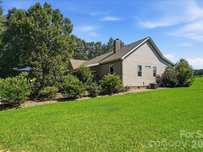683 Mason Dickson Road, York, SC 29745.  MLS# CAR4417368, YatesRealty ID 46850. 
