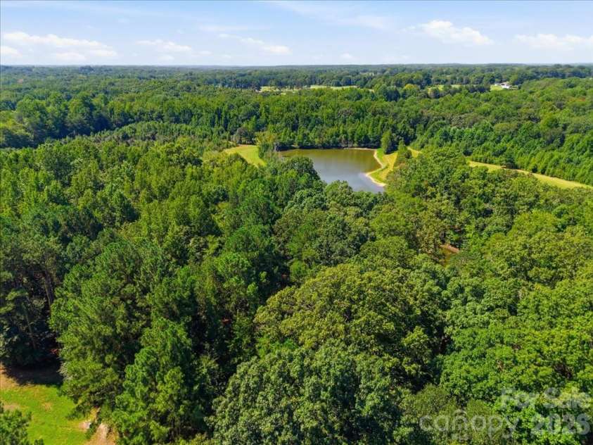683 Mason Dickson Road, York, SC 29745.  MLS# CAR4417368, YatesRealty ID 46850. 