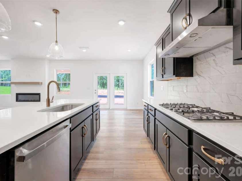 245 Amber Glen Drive, Locust, NC 28097.  MLS# CAR4416138, YatesRealty ID 46852. Kitchen